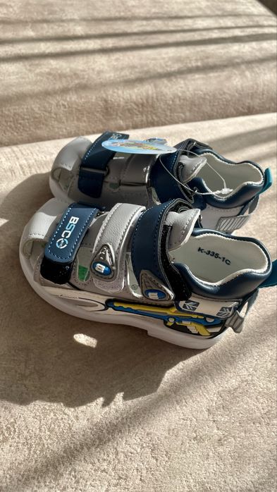 Детская обувь мальчиковая сандали в садик