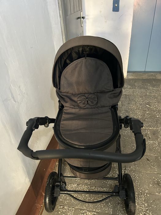 Продам коляску за 10000тг