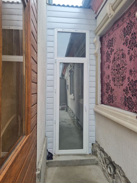 Пластик дверь 2×70р