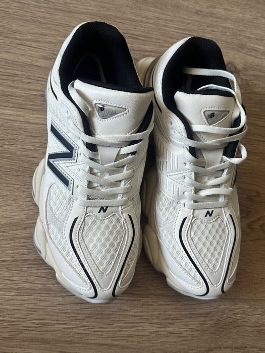 Adidasi new balance 9060 bej 42.5 noi