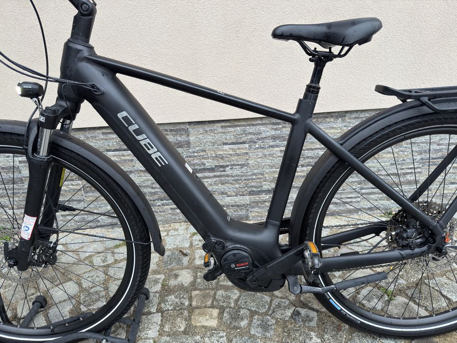 Електрически велосипед Cube Touring PRO размер: 28/56см Smart system