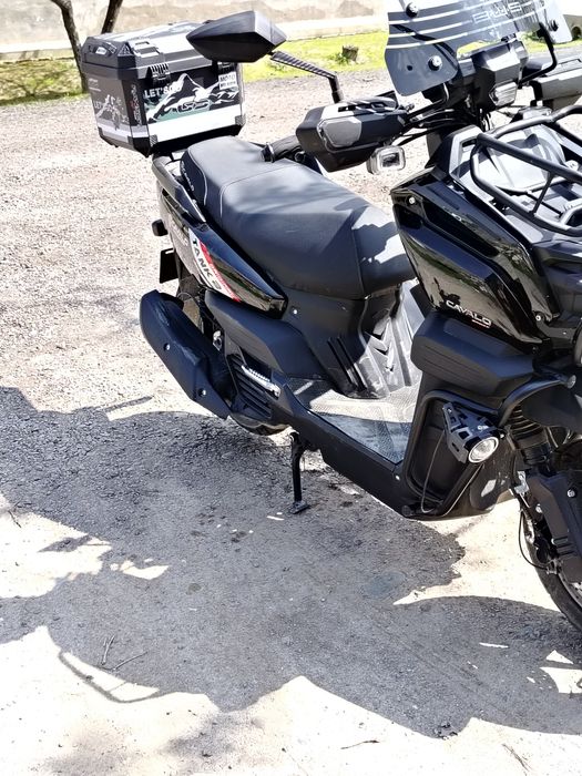 Skuter tank2 sotiladi