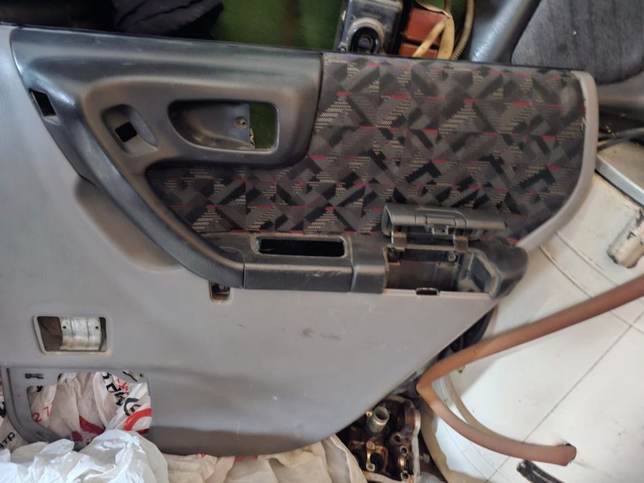 Продам дверные карты