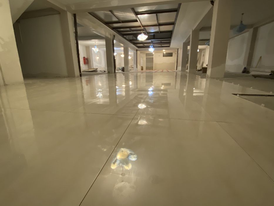 Inchiriez spatiu magazin chinezesc ultracentral P+M 600 mp