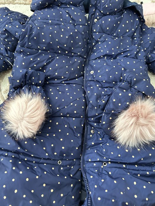 Қыз балаға қыстық куртка сатылады