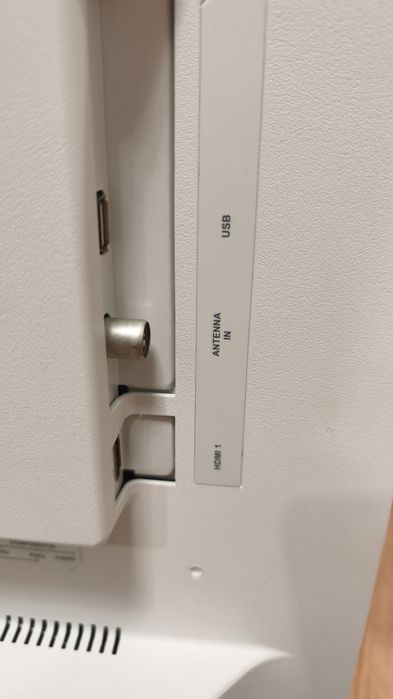 Продам телевизор TCL, 24"