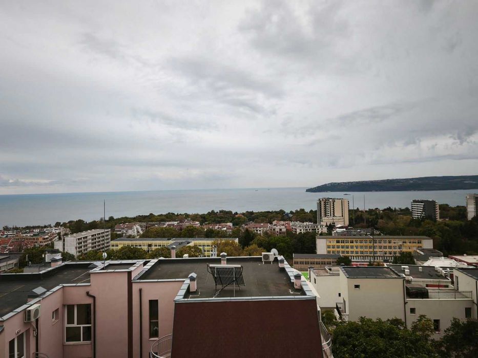 Тристаен панорамен в жк Бриз, Варна