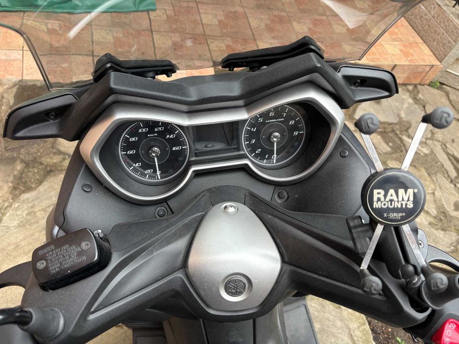 Vand Yamaha XMAX 300