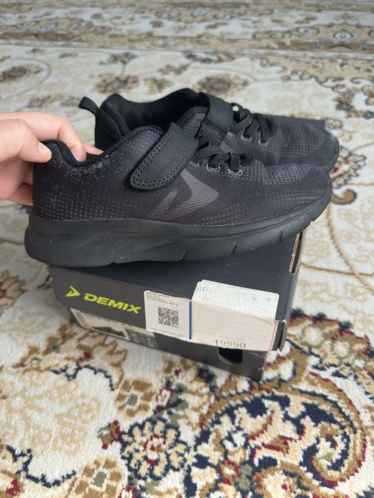 Детские кроссовки Demix