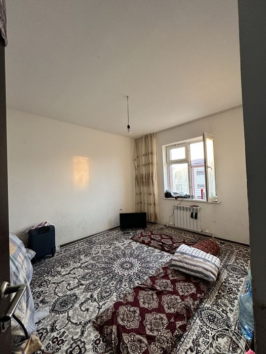 Shoshilinch sotiladi shinam va toza kvartira 2-xonali karobka xolatdaa