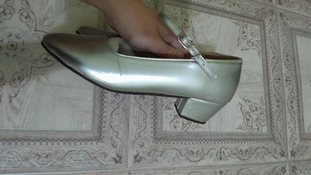 Танцевальные туфли