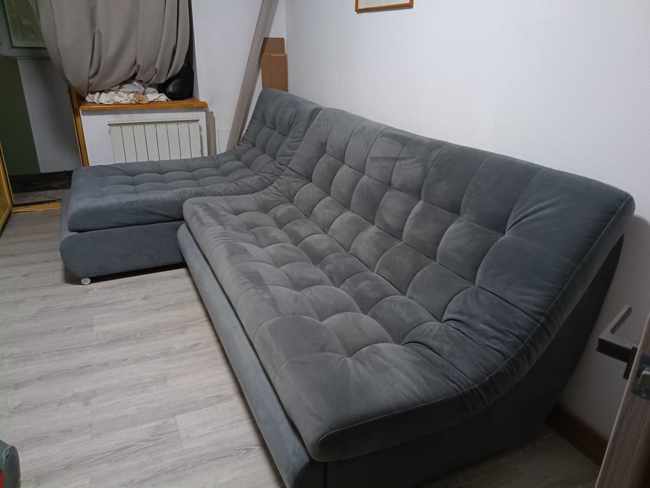 Продам комплект мягкой мебели