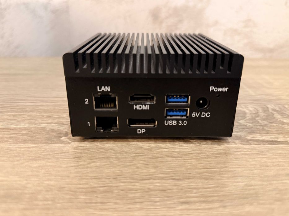 Gateway IoT UP Squared (AAEON) – 8GB RAM – 64GB eMMC – Modem 4G/LTE