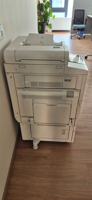 Мултифункцоинален цветен принтер Xerox VersaLink C7030