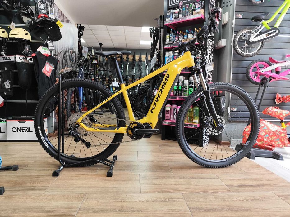 Bicicleta Level Boost 1.0 M 29 S in stoc la Est Bike Funky Sports