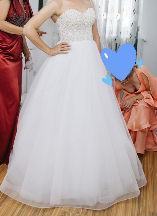 Rochie mireasă cu perle