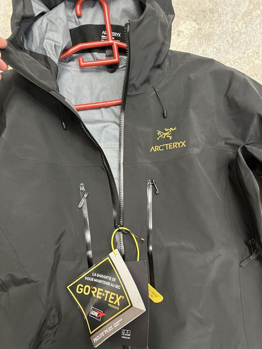 Ветровка arcteryx
