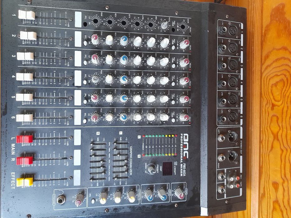 Продам усилитель