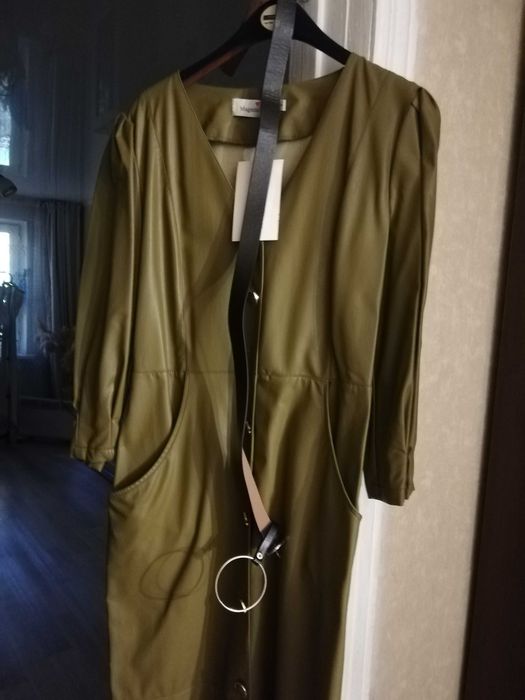 Продам платье экокожа