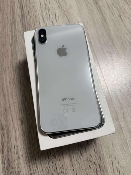 Vand Sau Schimb IPhone X Silver 64Gb Neverlocked