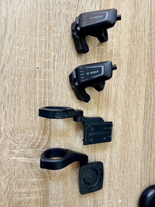 Accesorii bicicleta electrica Bosch. Control Led, suport Intuvia, suport  Kiox 300.