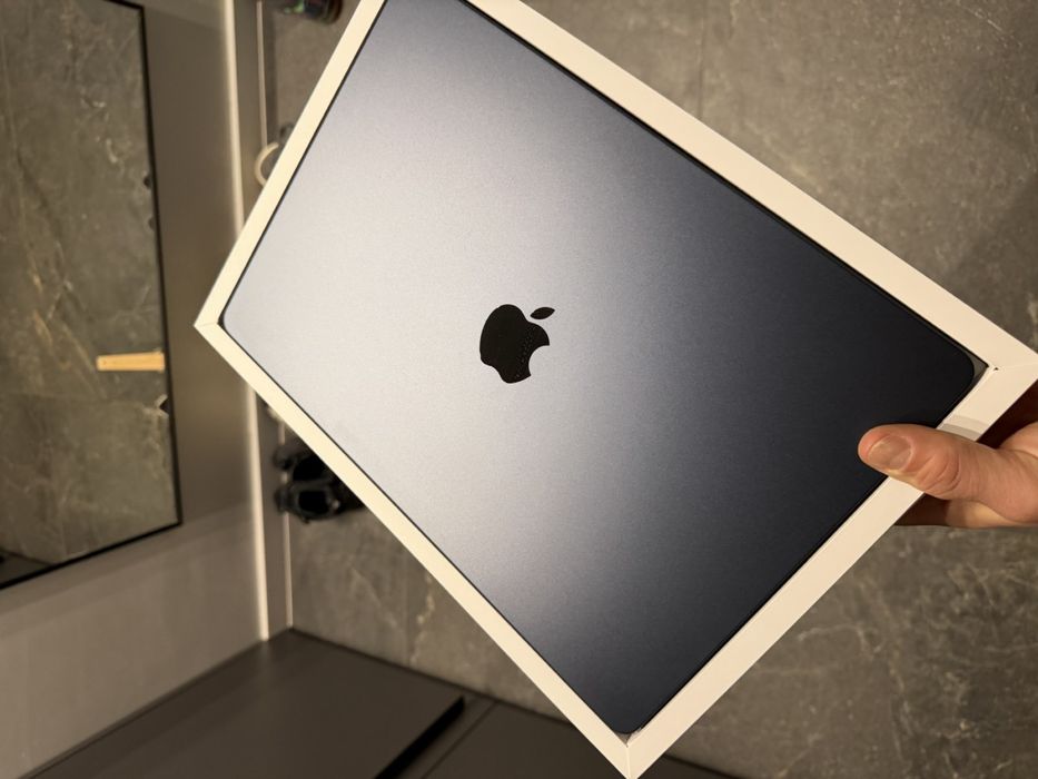 Apple Macbook 15’’