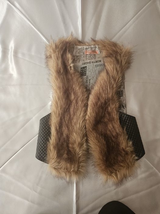 Vesta cu blana M