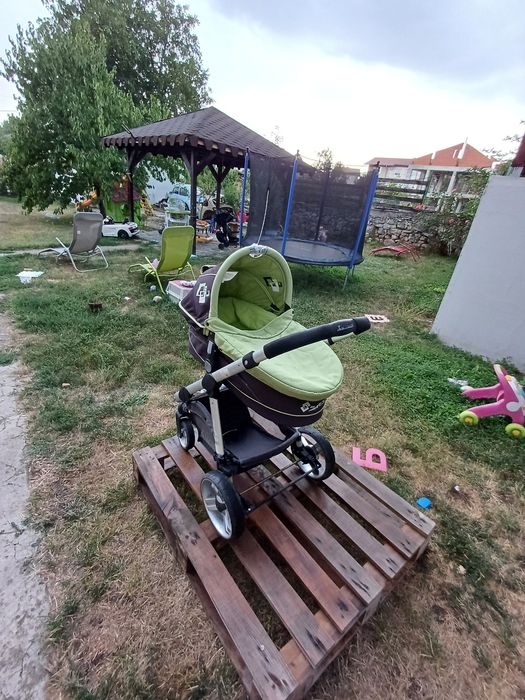 Бебешка количка 3 в 1
