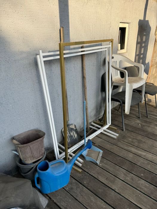 Металлические вешалки (набор из 3 шт., б/у)