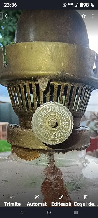 Vând lampa petrol