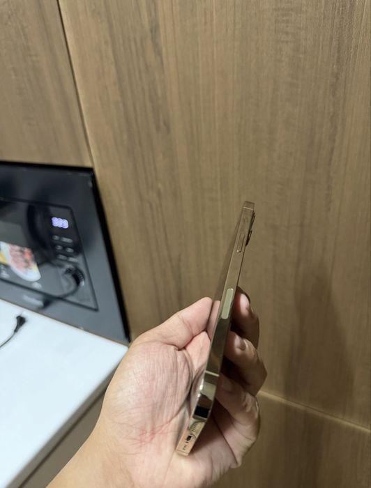 Продам Телефон Айфон 12 Pro Max 256