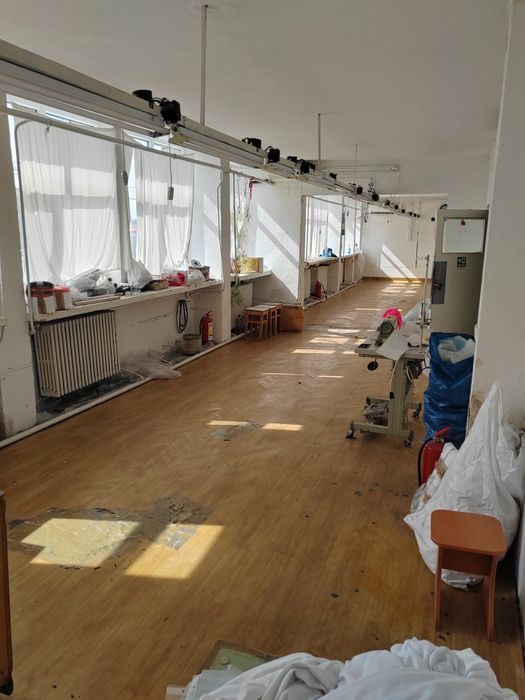 Vând /inchiriez Spațiu comercial complex Crâng 650e/m2 spațiu depozit