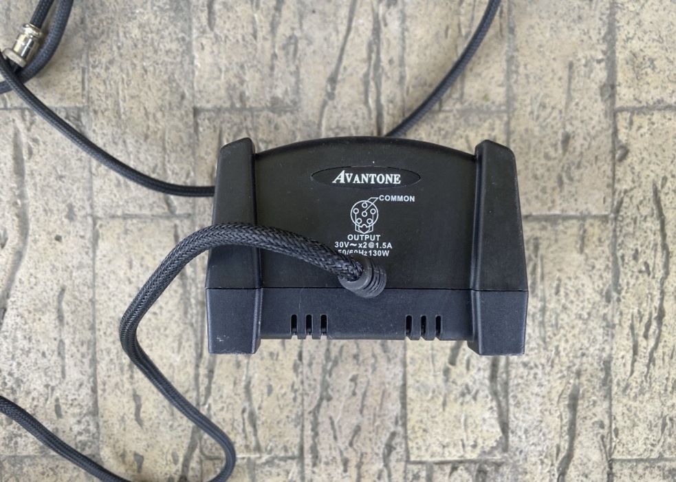 Avantone MixCubes power supply