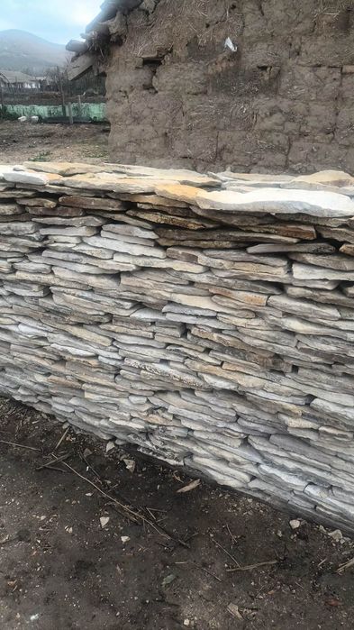 Vand piatra de placat si pavaj