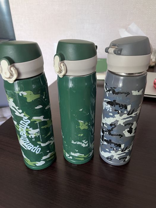 Продам три термоса , обьем 600 мл