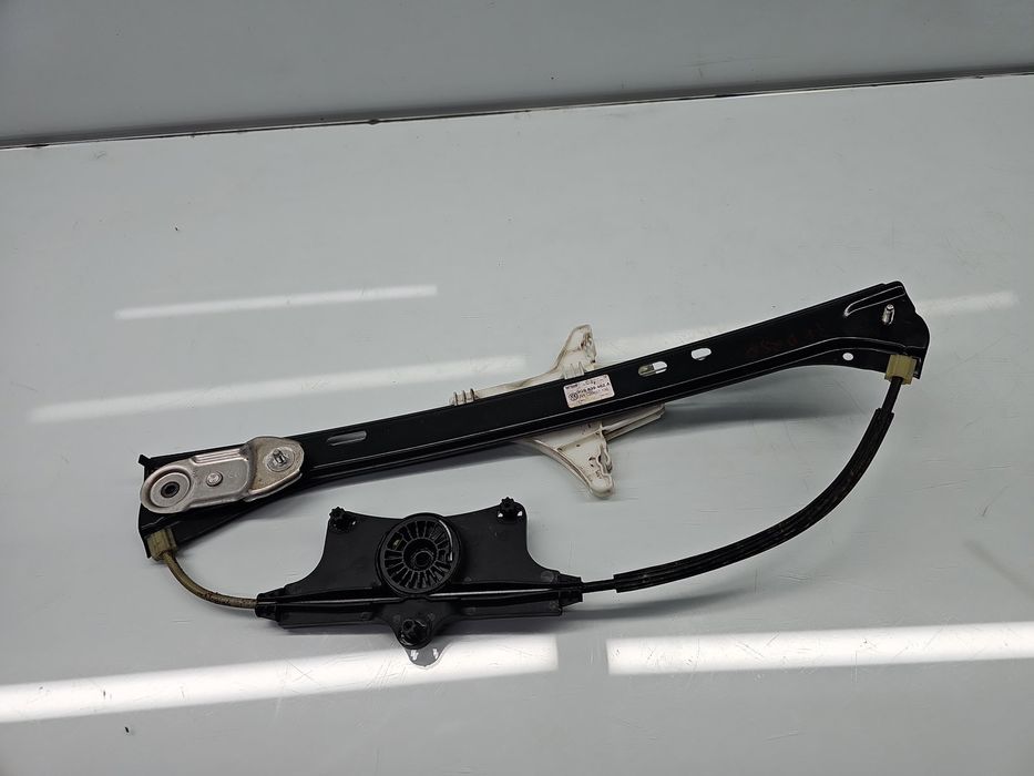 Macara electrica geam dreapta spate Volkswagen Passat B8 Variant (3G5)