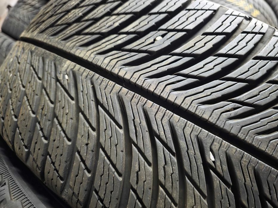 2бр Кaто нови зимни гуми 225 60 18 - Michelin