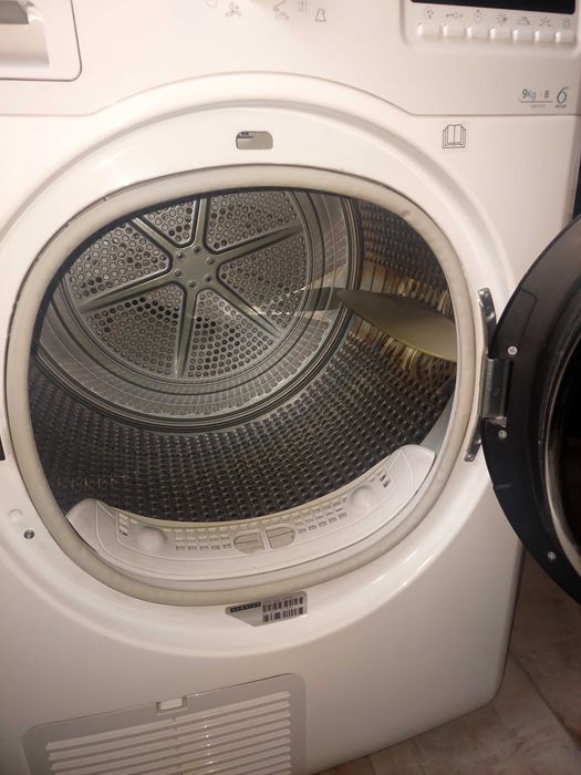 Uscator de rufe 6th Sense Whirlpool 9 kg
