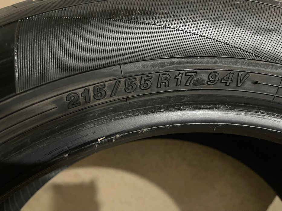 Резина Yokohama 215/55/R17