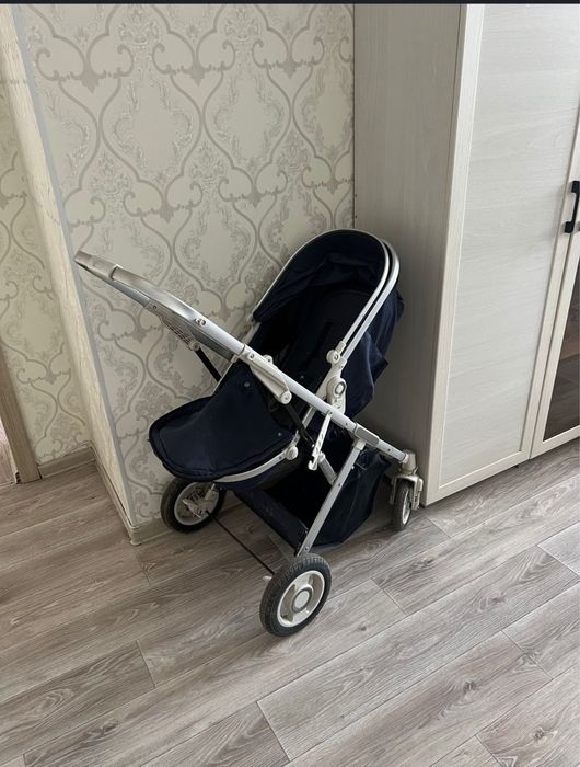 Продам коляскк детскую