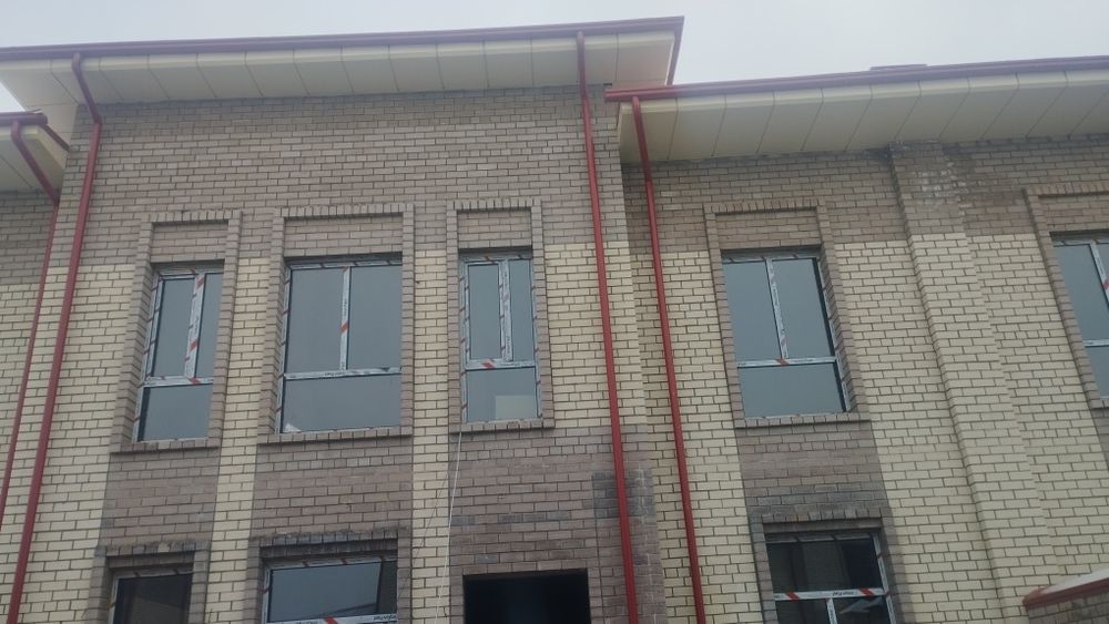 Gisht teramiz ablisofka chorni gisht