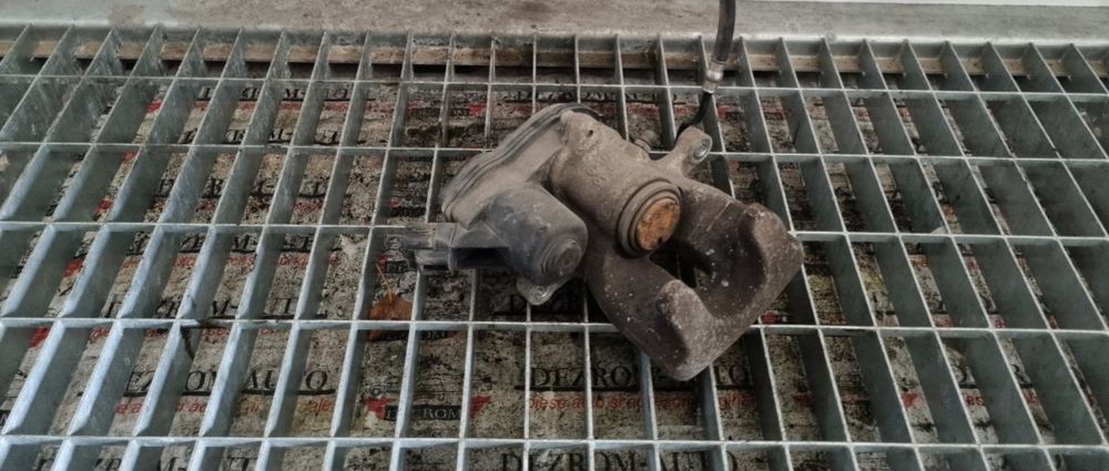 Etrier renault megane trw megan talisman stanga spate