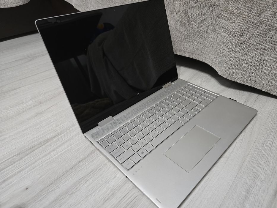 HP ENVY Laptop 15-ep0xxx 箱付き中古 Yahoo!オークション -「hp envy 15-ep」(コンピュータ) の落札