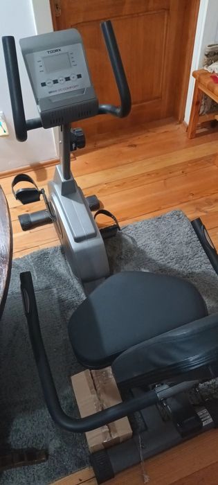Bicicletă fitness orizontală TOORX BRX R65