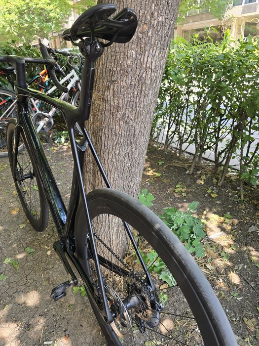 Trek Madone SL 6 Gen 8 състезателен шосеен карбонов велосипед