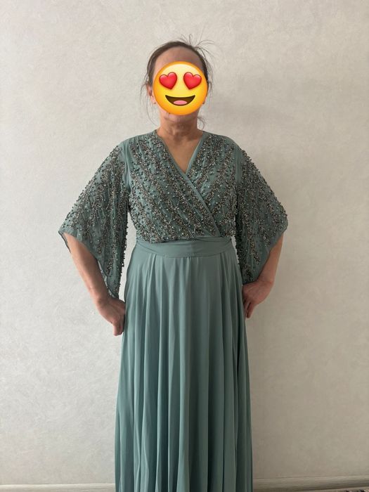 Вечернее платье.