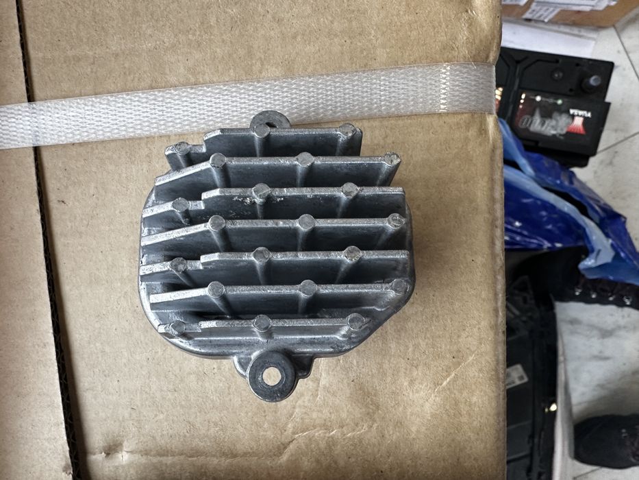 Десен фар волво XC90 2018