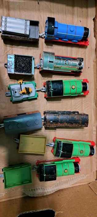 Trenulete Thomas cu baterii