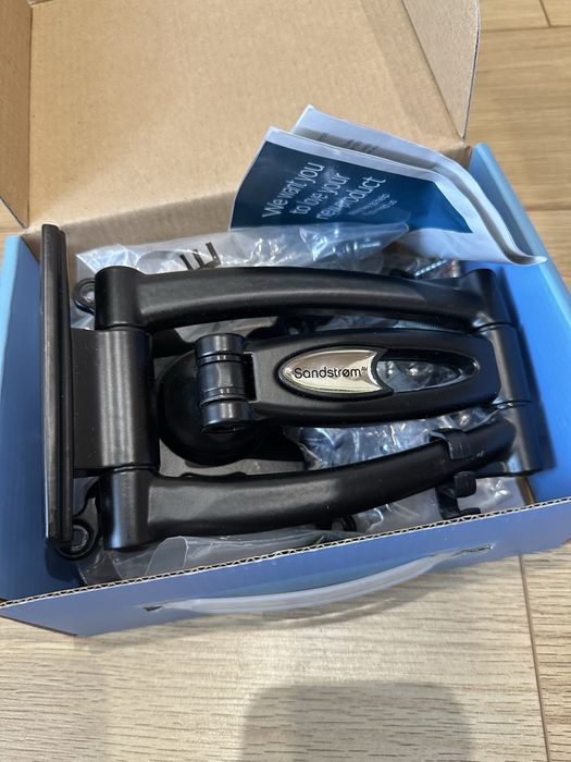 Стойка за телевизор за стена