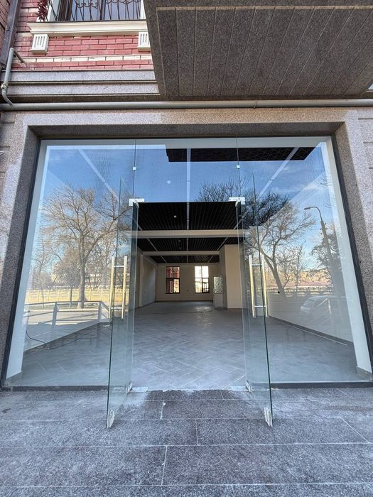 Сдаётся коммерческое помещение в Яшнабаде